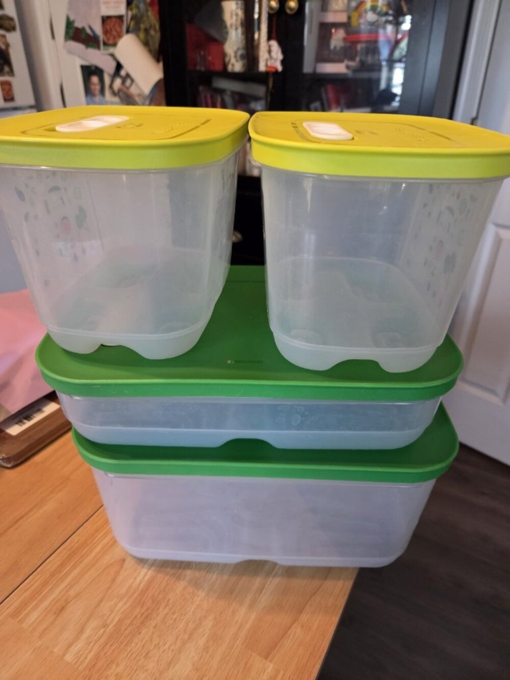 Tupperware Fridge Smart 4pc Set Veggies Fruits Stay FRESH 7288 7291 7286 x2 EUC